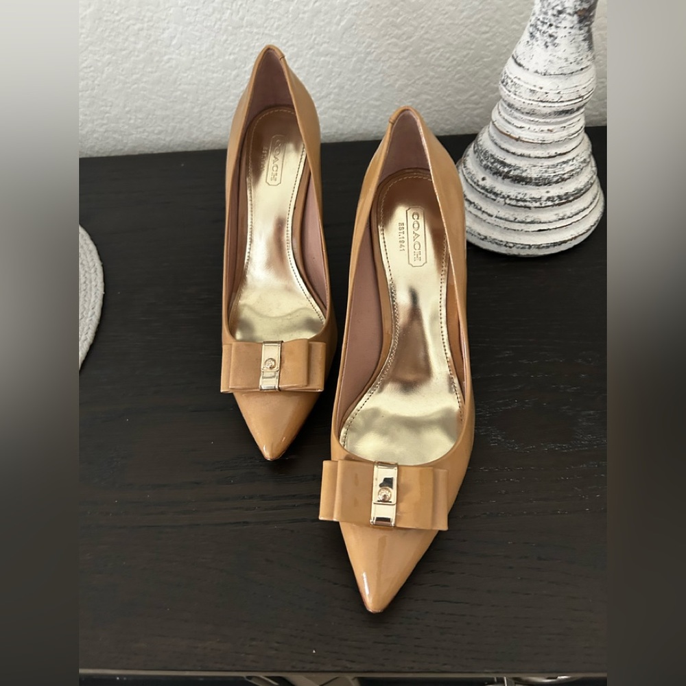 Coach heels 👠 size 8